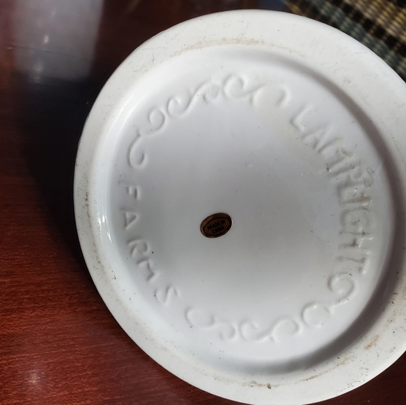 Collectable Lamplight Farms Oil Lamp - Picture 4 of 4